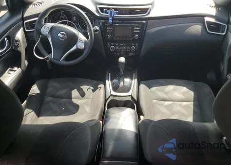 2016 Nissan Rogue S z USA, uszkodzony, nr VIN 5N1AT2MV2GC923873